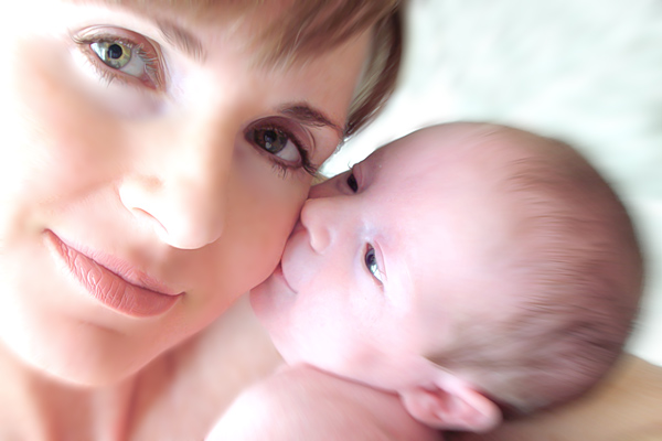  7 حقائق مدهشة  لا تعرفها الأم عن مولودها الجديد