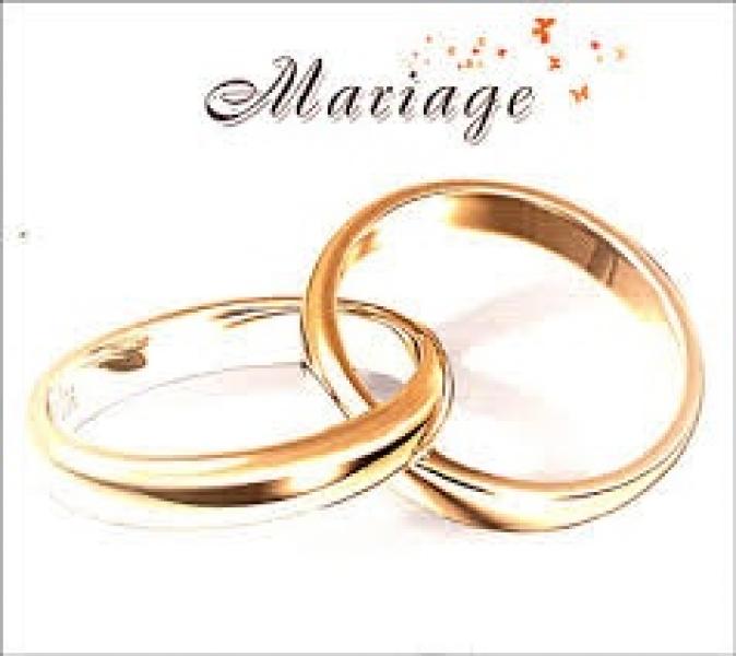 je cherche une femme divorcée ou veuve.entre 25 ef 40ans. - إعلان رقم : 2067  | موقع الأبراج